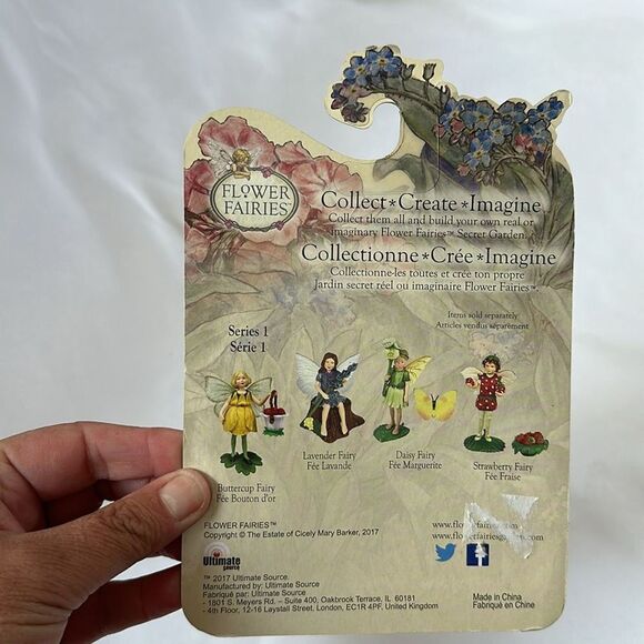 Flower Fairies Daisy Fairy Secret Garden with Fairy Flower and Yellow Butterfly - Picture 6 of 10